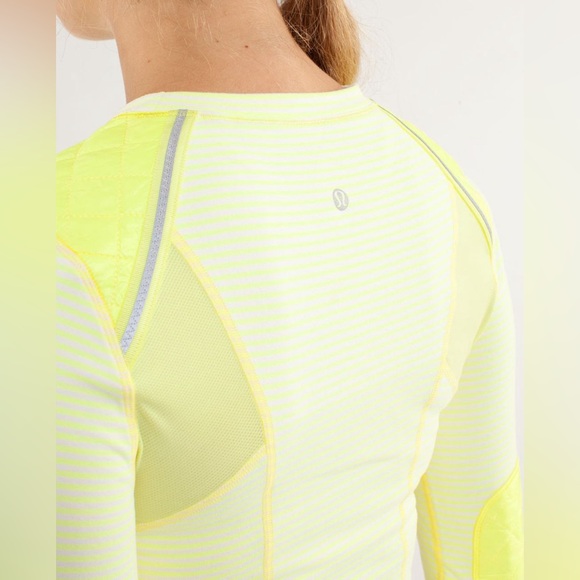 Lululemon RARE / Vintage Ice Queen Long Sleeve - Picture 7 of 10